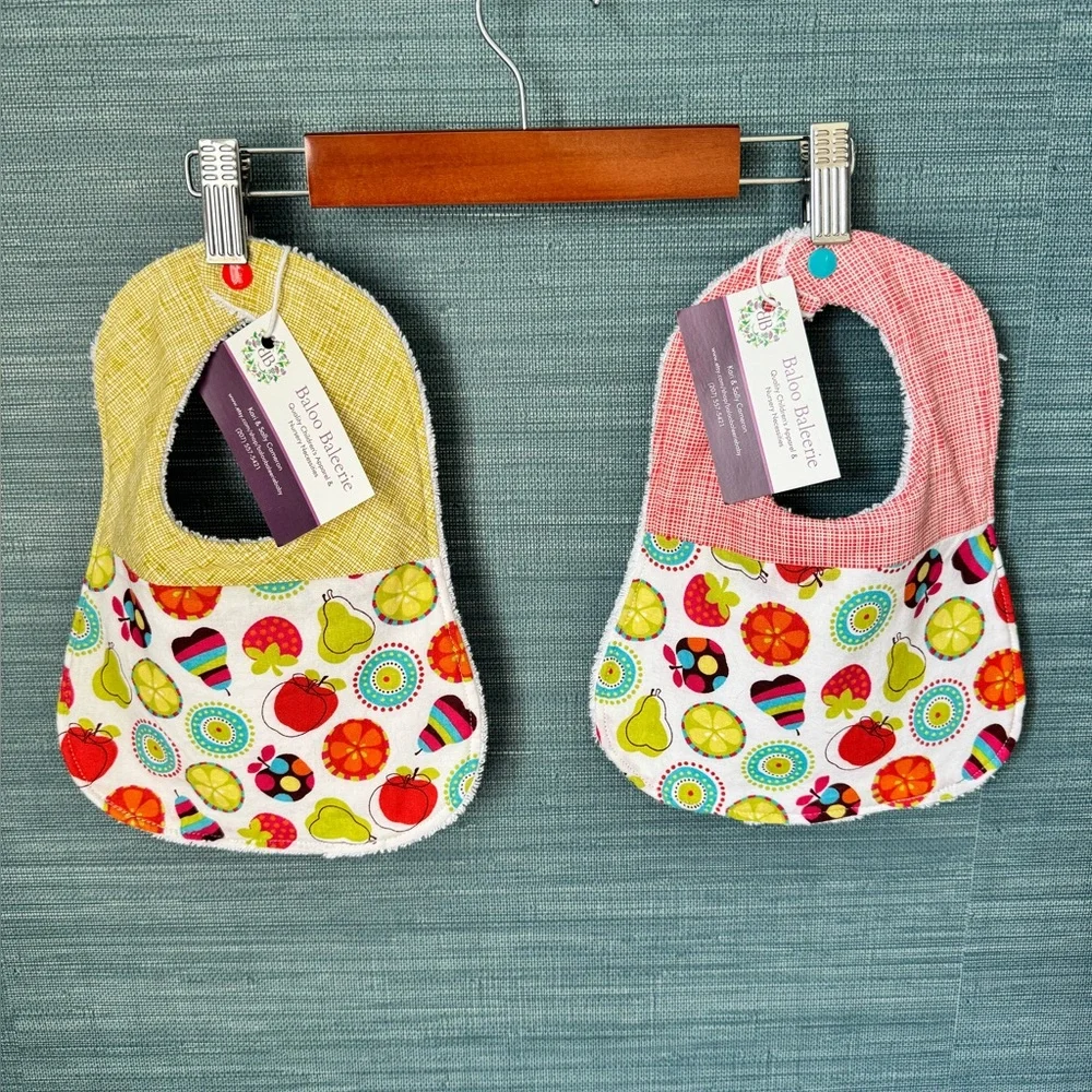 Handmade Retail $50 NWT Baby Bibs